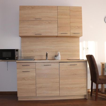 Liget Apartmanhaz Kehidakustány المظهر الخارجي الصورة